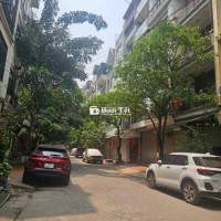 CHO THUÊ NHÀ PHÂN LÔ HOÀNG QUỐC VIỆT Ô TÔ TRÁNH 65M 5 TẦNG 20 TRIỆU