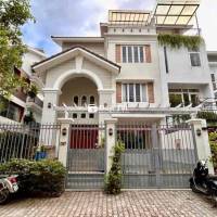 ✍️KHÔNG THUÊ SẼ TIẾC! VILLA SÂN VƯỜN HIỆN ĐẠI GẦN PHÚ MỸ HƯNG! FULL NT!
