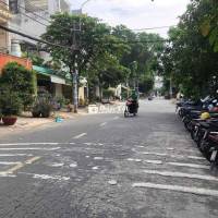 Nhà MT đường số 5 sát vách Tên Lửa dt 80m2 nhà có hầm giá 13 tỷ