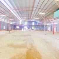Cho thuê kho 900  m2 có điện 3 pha gần chợ nổi Cái Răng 20 triệu