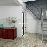 NHÀ NGUYÊN CĂN 1 TRỆT 1 LẦU 2 PHÒNG NGỦ GẦN NHIỀU TRƯỜNG ĐẠI HỌC LỚN