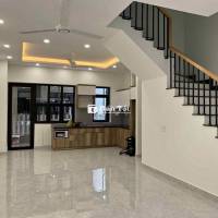 Cho thuê nhà 3 lầu gần khu vực GlobalCity, Đỗ Xuân Hợp, cầu Năm Lý