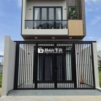 Nhà xinh 5x20 (4pn) full nội thất HXH, gần công viên sinh thái Hóc Môn