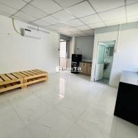CHÍNH CHỦ CHO THUÊ PHÒNG 25M2, MÁY LẠNH, TỦ LẠNH, BAN CÔNG NGAY CHỢ