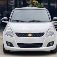 Suzuki Swift RS 2017 Trắng Tự động 9 vạn