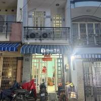Ban nhà