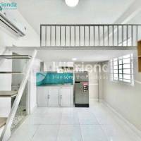 Phòng duplex cửa sổ có sẵn máy lạnh sát emart pvt