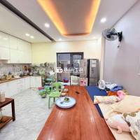 Bán nhà mặt tiền đường Chu Mạnh Trinh