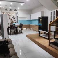Cho thuê nhà ngay Hiệp thành 3, đường rộng, sân ô tô, Khu dân cư