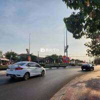 Bán đất 2 mặt tiền vòng xoay cầu Hùng Vương, Phú Hài, Phan Thiết