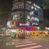 cho thuê nhà 2 mặt tiền 868 Trần hưng đạo, phường 7, Quận 5.