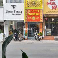 Bán nhà mặt tiền Nguyễn Thượng Hiền Phường Bàn Cờ Q3 dt:30m giá 2 tỷ5