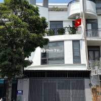 🍓NHÀ ĐẸP GỒM 3 LẦU 5 PHÒNG LỚN LÀM VĂN PHÒNG CÔNG TY GẦN TRẦN NÃO