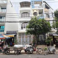 mặt tiền Trần Văn Kiểu đang sơn sửa mới 