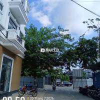 Căn mặt tiền 12m, DT 107m2, 1 trệt, 2 lầu, sân thượng