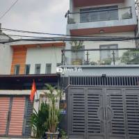 HOT- Nhà DT 9m*14m đường 8m, gần trường Nguyễn Hồng Đào, Hóc Môn