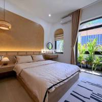 Nhà trung tâm có Phòng ngủ dưới, ôtô tận nơi, gần đường, thoáng chill