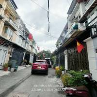 Nhà 2 lầu ngay chợ Thạnh Xuân quận 12