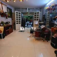 Cho thuê nhà 3 phòng mt đường số Tân Quy , giá 20 triệu/th
