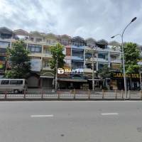 Nhà bán MT Tạ Quang Bửu gần BX quận 8. Nhà 80m2 4 lầu chính chủ 1 đời