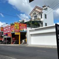 cần bán gấp nhà mặt tiền Đường Trần Văn Mười