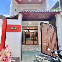Nhà đẹp, hẻm nhánh, cách hồ Búng Xáng chỉ 50 m, đậu xe hơi thoải mái