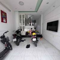 nhà đẹp 4 tầng gần siêu thị EON Cao Lỗ