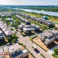 Bán biệt thự đơn lập mẫu 1 trệt 2 lầu 300m2 đất giá 10,5 tỷ