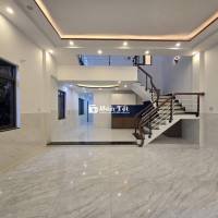 🔥CĂN GÓC  2 tầng VIP sát CHỢ PHONG NAM 