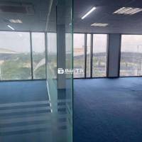 Văn phòng 200m²–300m² mặt tiền trung tâm, view đẹp–giá thuê tốt cho DN