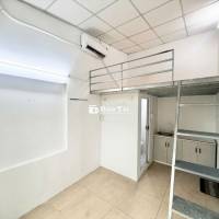 Phòng ban công gác lửng mới gần Đầm Sen giá chỉ 3tr
