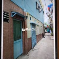 bán nhà để trống gần chợ 