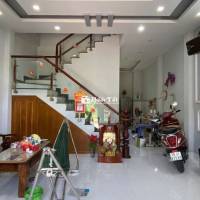 bán nhà 2 tầng sáng bên đông tăng long vị trí đẹp 