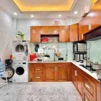 Cho Thuê Nhà 1 Trệt 1 Lầu 2PN 3WC 4x14m Hẻm Nguyễn Thị Thập
