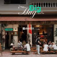 Cho thuê nhà mặt tiền ngay phố đi bộ đường Nguyễn Thiệp, Quận 1