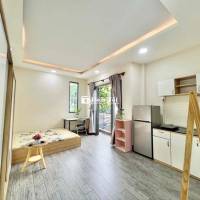 CHO THUÊ CĂN HỘ Q10-BAN CÔNG LỚN - ĐỘ MỚI NHƯ HÌNH - ƯU ĐÃI ĐẦU THÁNG