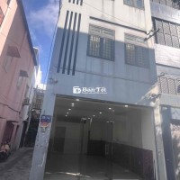 CHO THUÊ CĂN GỐC 2 Mt  trệt suốt