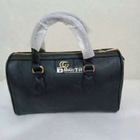 Túi trống Nữ Da mềm Đen Chữ nổi