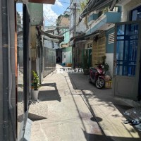 NHÀ ĐẸP - GẦN UBND PHƯỜNG ĐỨC NHUẬN