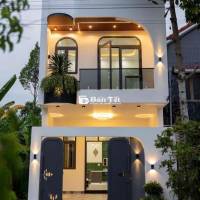 NHÀ LẦU MỚI HOÀN THIỆN KHU DÂN CƯ PHƯỜNG LONG CHÂU