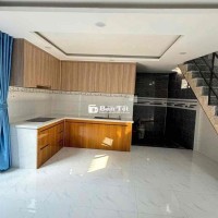 nhà lầu. hẻm ba gác. gần phạm văn đồng. linh xuân. đường số 8. sổ sạch