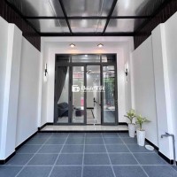 Nhà Sân vườn sát chợ Phường 4,Bvien Hồng Hưng chỉ 1 Tỷ 880