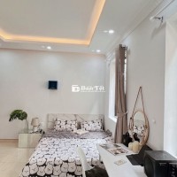BÁN NHÀ PHỐ CÓ HẦM CITYLAND FULL NT THANG MÁY CITYLAND P10 GV