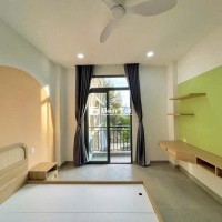 Ở NGAY CĂN HỘ SIÊU MỚI SÁT TÔ HIỆU - HÒA BÌNH THANG MÁY LÊN TẬN PHÒNG