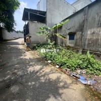 Kẹt tiền bán gấp