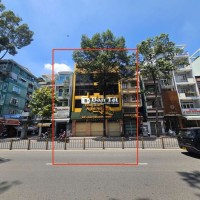 DT 12 x 20m 1 Trệt 4lầu TM, PCCC ( Sàn trống suốt cầu thang cuối nhà)