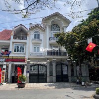 CHO THUÊ BIỆT THỰ THÁI THUẬN Q2 DTSD 600m2