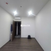 Cho thuê 1PN 47m2 nhà trống có rèm 5tr A&T Sky Garden 
