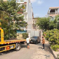 Đất mặt tiền- tiện kinh doanh- khu dân cư ở sầm uất.