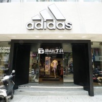 Cho Thuê Nhà Nguyên Căn Lê Thánh Tôn, Quận 1. DT: 7x20m